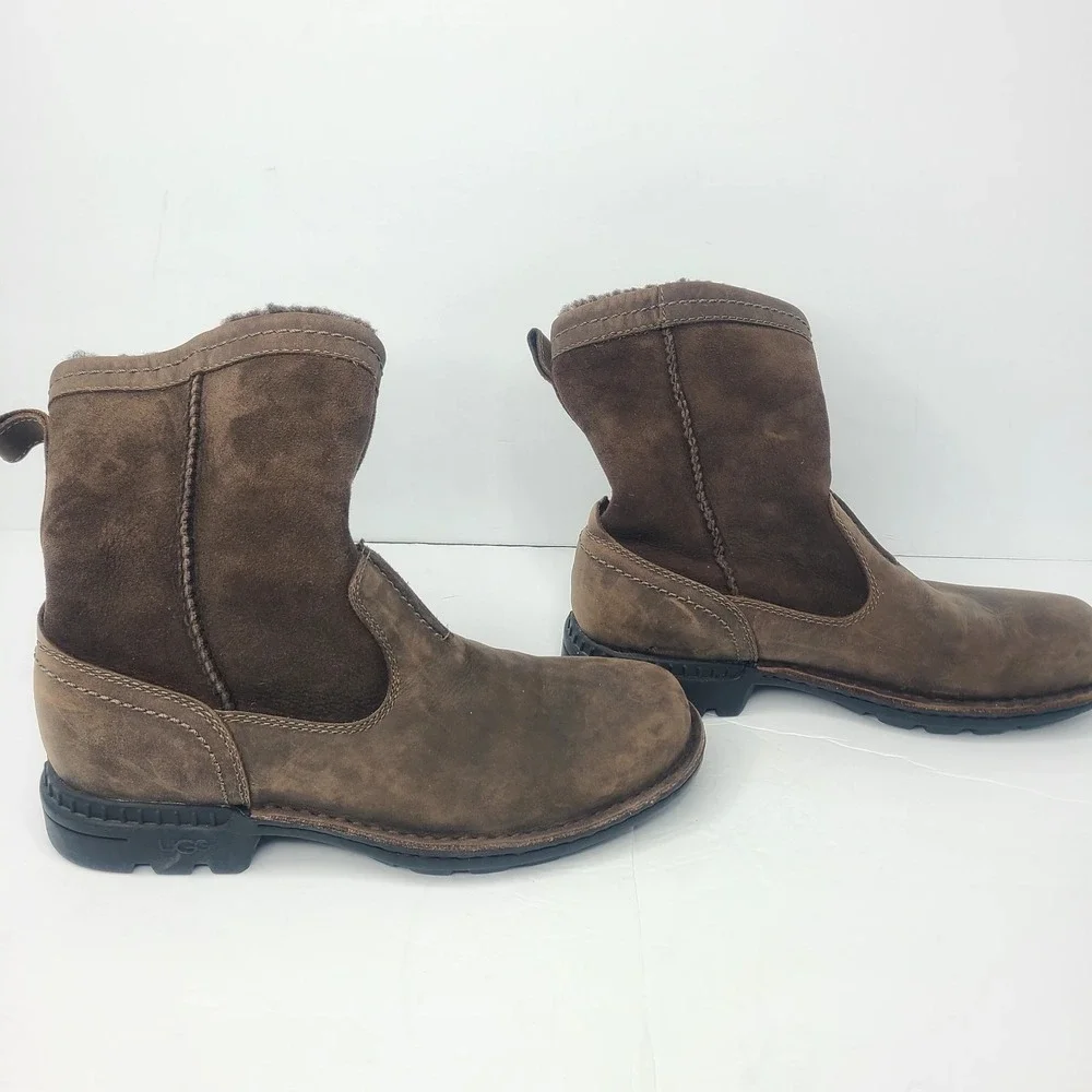 UGG Hartsville Leather Shearling Boots Mens 7 Brown Suede Winter Outdoors Warm